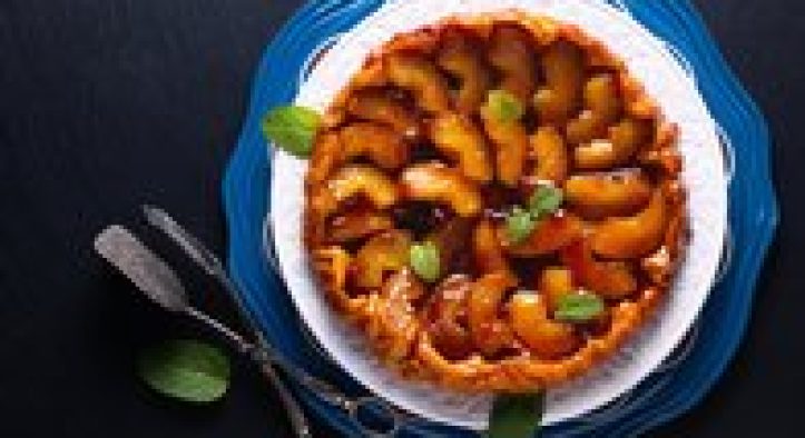 Tarte Tatin (Elmalı Tart): Fransız Mutfağından Pratik ve Nefis Bir Tatlı Tarifi